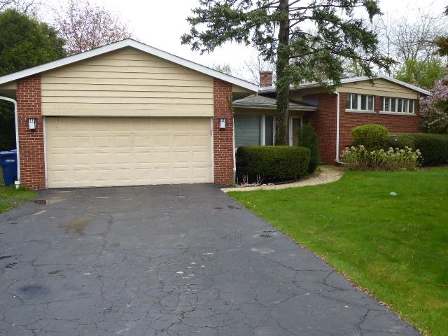 See prices & more info, copy & paste link below: https://beforeudemo.com/sales-event/glencoe-raised-ranch-3000-s-f-demolition-sale/