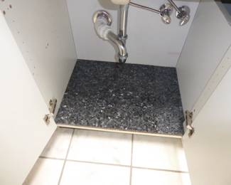 See prices & more info, copy & paste link below: https://beforeudemo.com/sales-event/glencoe-raised-ranch-3000-s-f-demolition-sale/