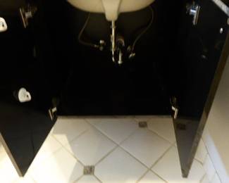 See prices & more info, copy & paste link below: https://beforeudemo.com/sales-event/glencoe-raised-ranch-3000-s-f-demolition-sale/