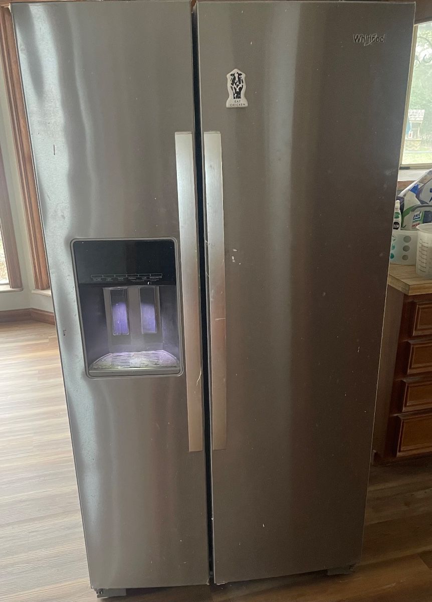 Whirlpool refrigerator 