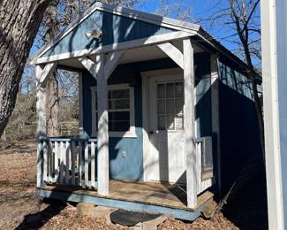 10 x 20 storage building w/some imperfections 