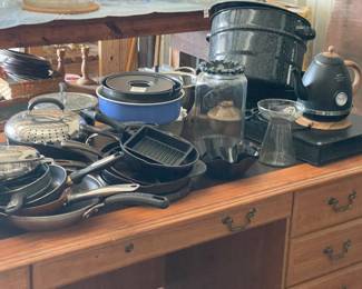 Pots and pans 
Canning pots 