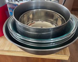 Mixing bowls 