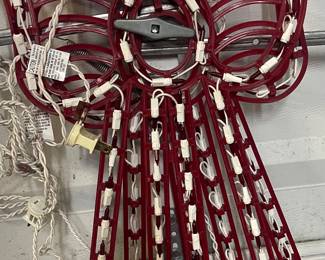 Red and white plug in ribbons 