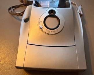 Polaroid FF Instant Camera