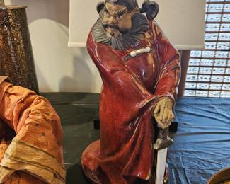 Antique Chinese Shiwan Figure