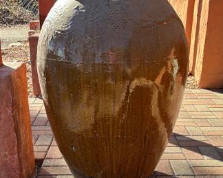 LARGE WATER JAR