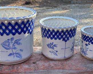 VINTAGE CERAMIC PLANTERS