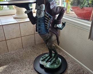 Bombay Company Frog Butler End Table