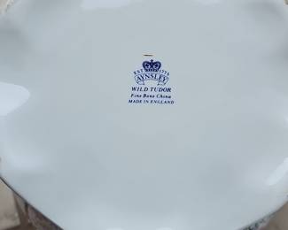 Aynsley Wild Tudor Planter