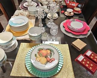 Modern Glass Top Dining Table with Dark Wood Base and Chairs