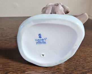 Lladro "Waiting to Tee Off" Porcelain Figurine