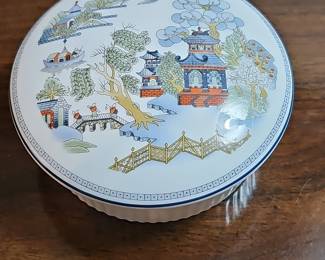 Wedgwood Chinese Legend Trinket Box
