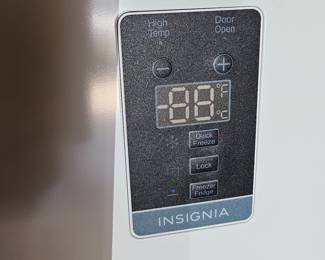 Insignia™ 13.8 Cu. Ft. Convertible Upright Freezer - White