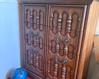 1970s Broyhill dresser $150