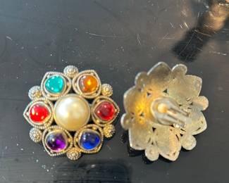 Vintage clip on earrings