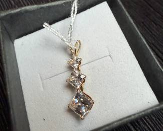 cubic zirconia pendant 