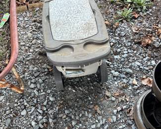 Suncast Outdoor Rolling Garden Scooter