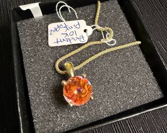 10K Pendant for a necklace - pink topaz 