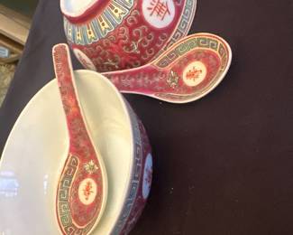 Vintage Chinese Mun Shou porcelain longevity dinnerware