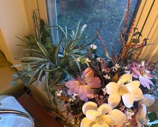 decorative floral arrangements