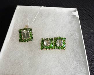 10K Emerald Quartz set - pendant for a necklace and earrings