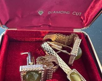 Beautiful vintage cufflinks