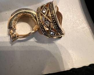 Clip-On Earrings with Aqua Crystals