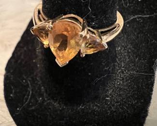 10K Three-Stone Ring sz7