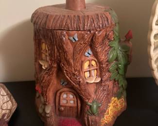 vintage Twin Winton Tree Trunk Cookie Jar