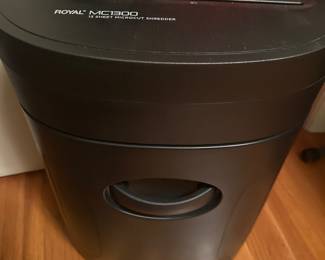  Royal MC1300 Micro-Cut Shredder
