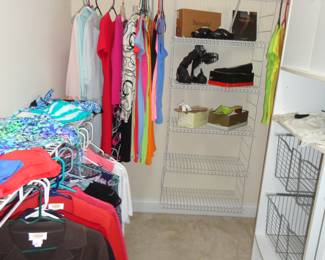 Ladies Clothes are S/M. Mens Clothes are XL