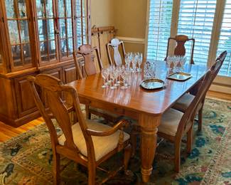 Lexington Bob Timberlake 10’ table (has additional 2 leaves) & Hutch