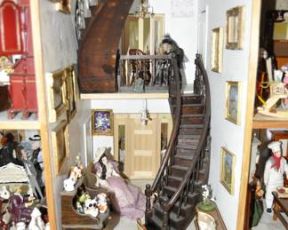 Doll Househouse #2 - to be sold furnished as lot # 2 to the highest offer.  Call prior to the sale  (805-444-6411) with your best offer