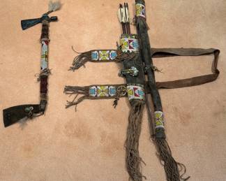 LATE 19TH CENTURY TOMAHAWK/PIPE , BOW, ARROWS & QUIVER