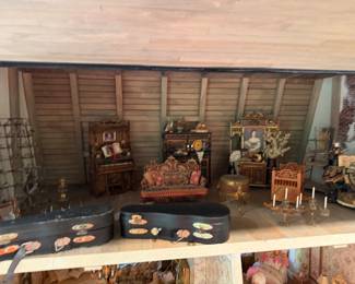 Original cost of this unit was $150K +.  Doll House #5 - to be sold furnished as lot # 5  to the highest offer.  Call prior to the sale  (805-444-6411) with your best offer