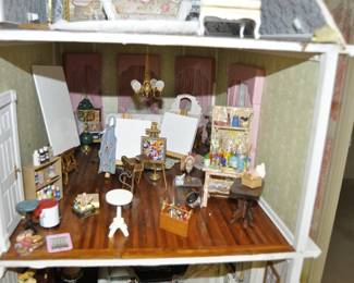 Doll House #3 - to be sold furnished as lot # 3 to the highest offer.  Call prior to the sale  (805-444-6411) with your best offer