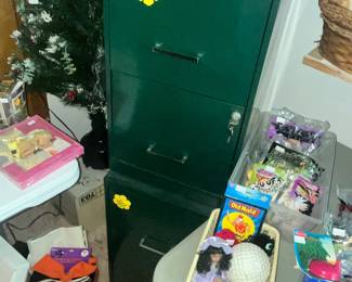 PAIR OF FILE CABINETS