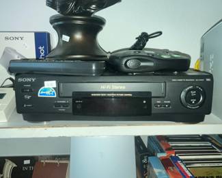 ANOTHER SONY STEREO VCR
