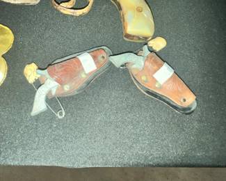 PAIR OF MINI PISTOLS & HOLSTERS