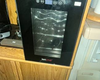"ION CHILL" SMALL WINE COOLER