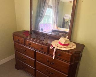 MATCHING DRESSER & MIRROR