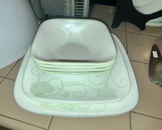 CORELLE "ELOQUENCE" SQUARE DINNERWARE
