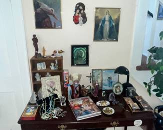 CATHOLIC FAITH ITEMS