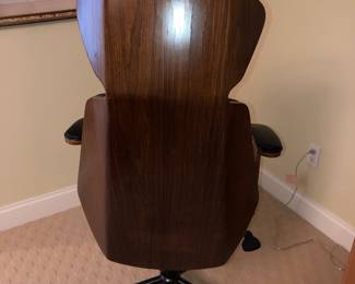 Back of LumiSource desk chair