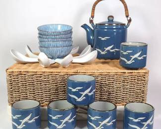 Otagiri Blue  White Seagull Tea Set With Japanese Rice Bowls