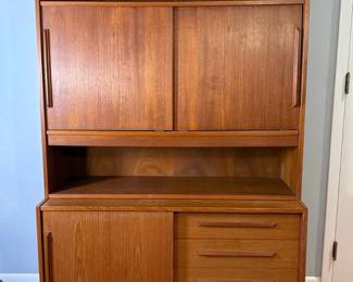 Scandinavian Design Hutch Credenza