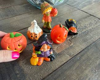 Vintage Hallmark Merry Miniatures