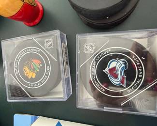 Chicago Blackhawk & NHL game puck