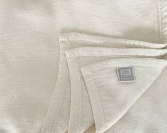 Down Town Queen Size Off-White Cotton Blend Blanket